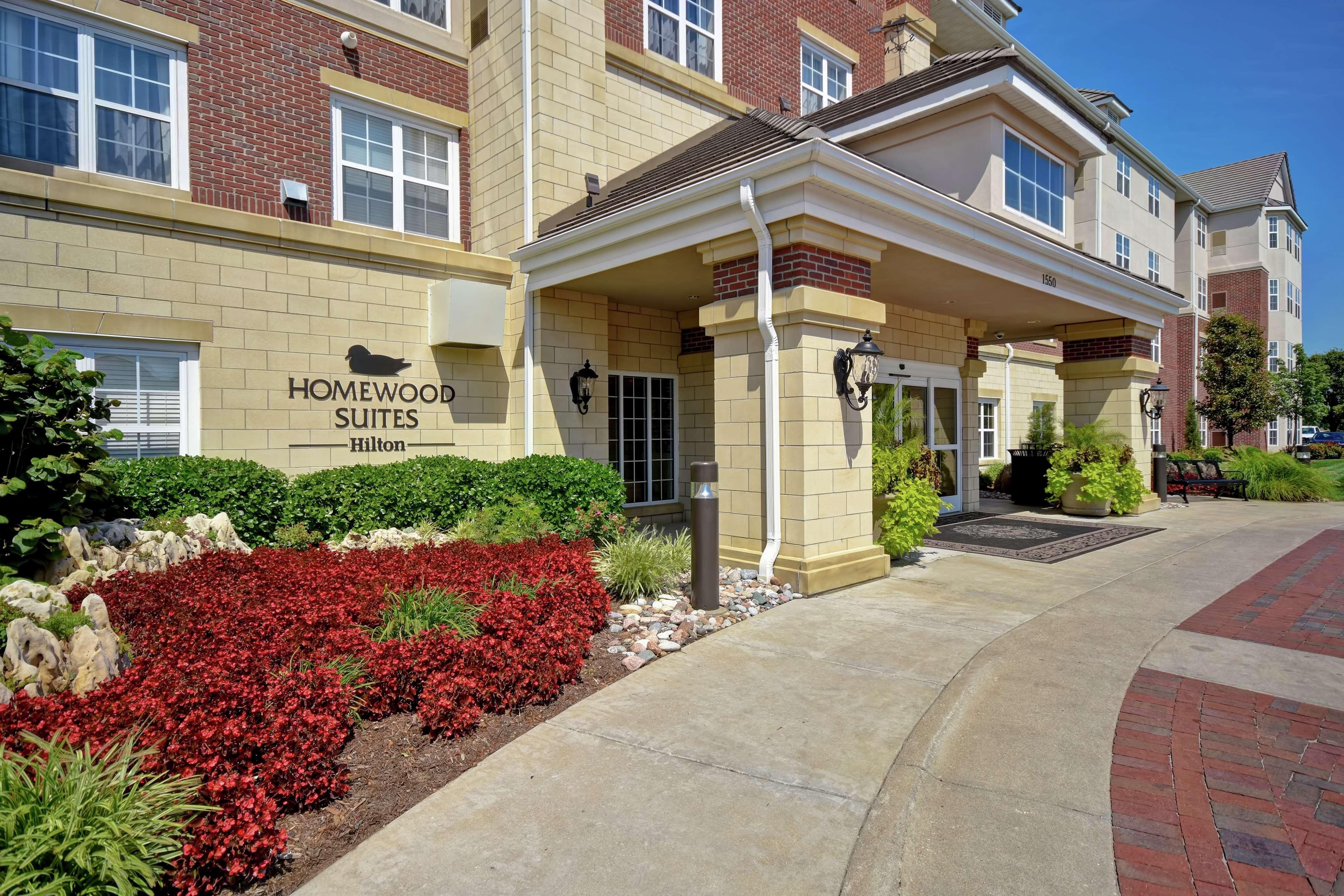 Homewood Suites By Hilton At The Waterfront Вічіта Екстер'єр фото
