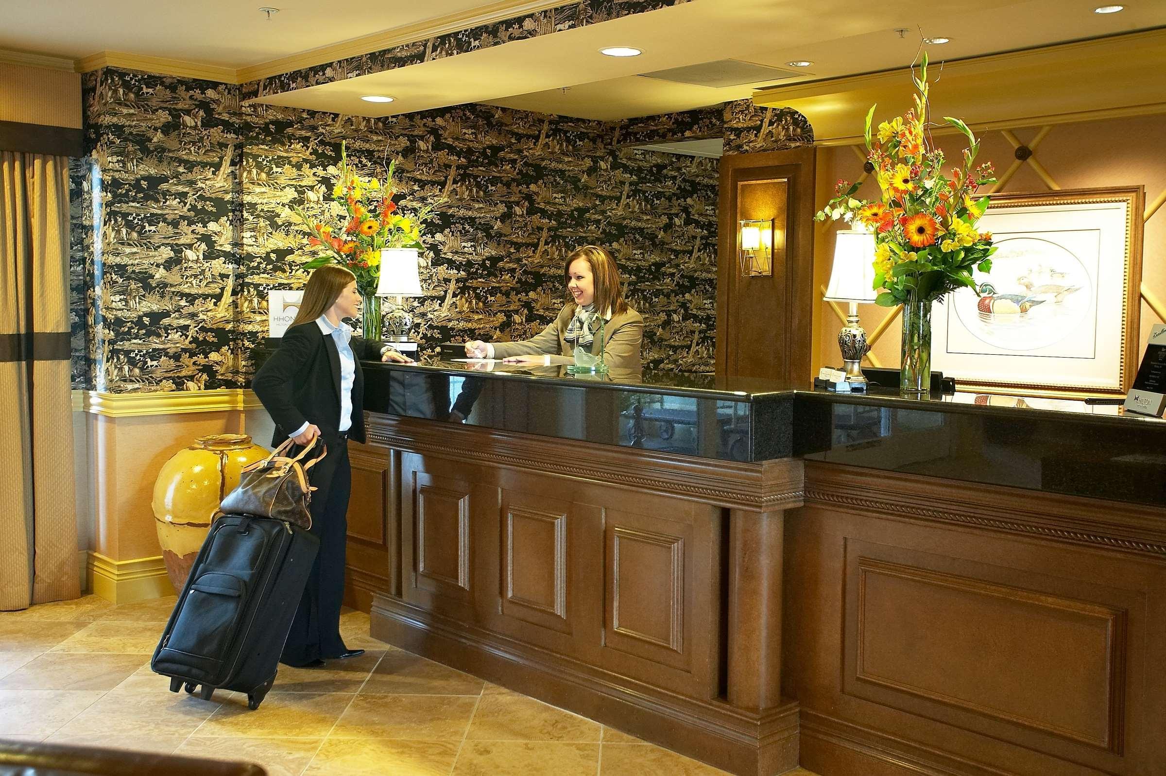 Homewood Suites By Hilton At The Waterfront Вічіта Інтер'єр фото